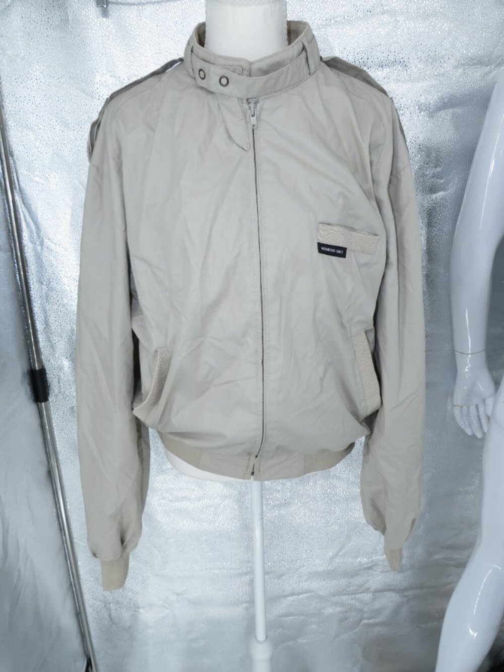 Members Only Vintage Iconic Iconic Bomber Jacket Beige Size 44 (Mens Size L/XL)